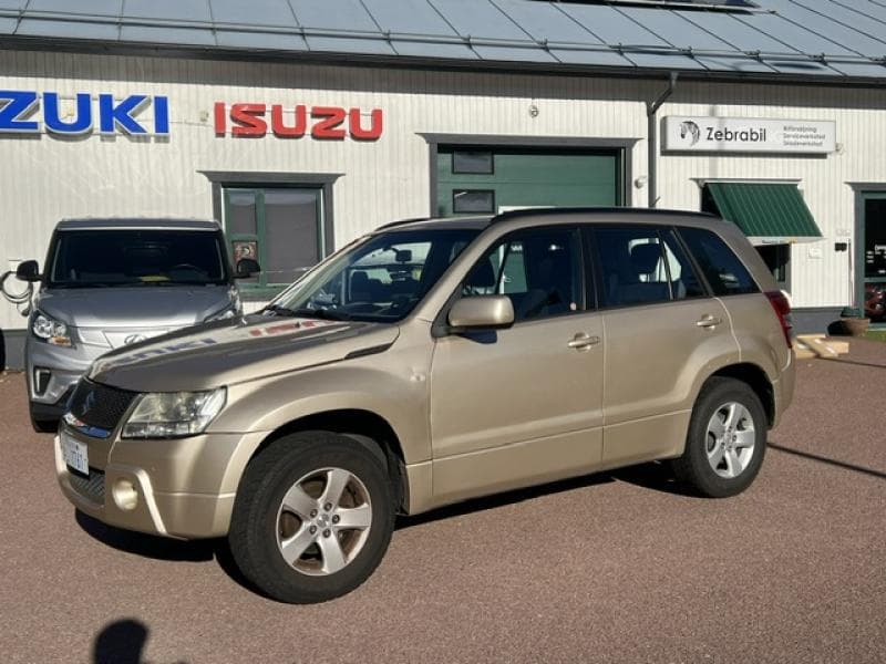 Suzuki Grand