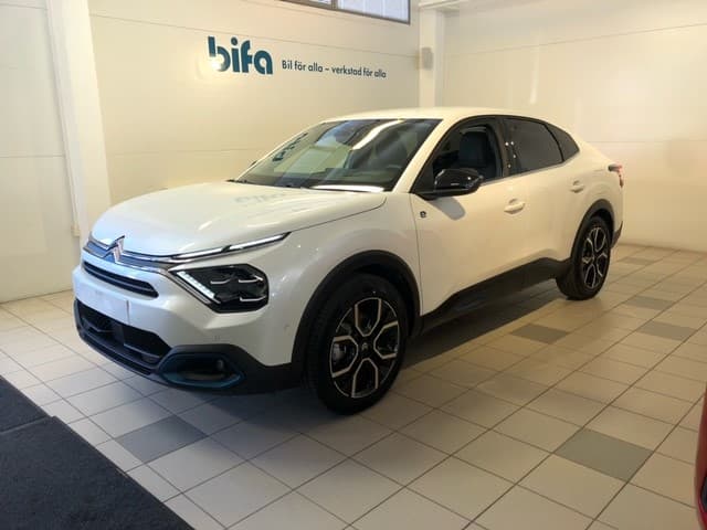 Citroën e-C4 X